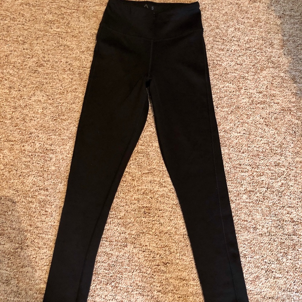 Reebok black workout leggings